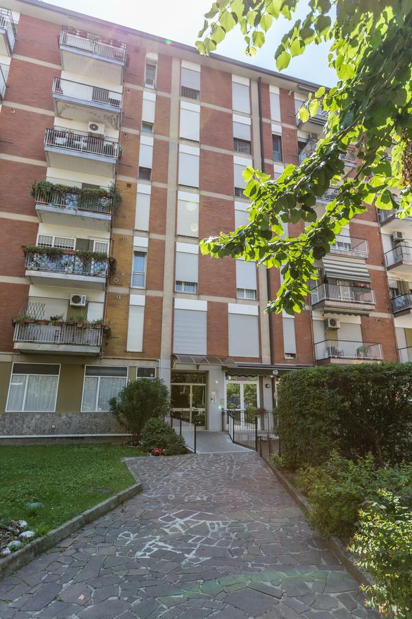 Linate Airport Apartment Milano Exteriör bild