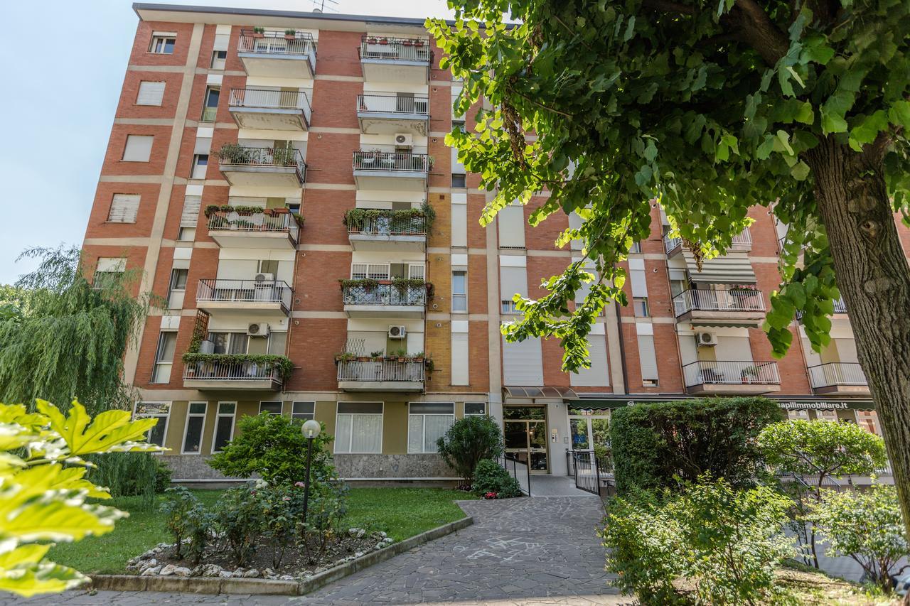 Linate Airport Apartment Milano Exteriör bild